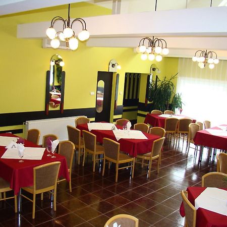 Lázár Pension&Restaurant Gheorgheni  Exterior foto