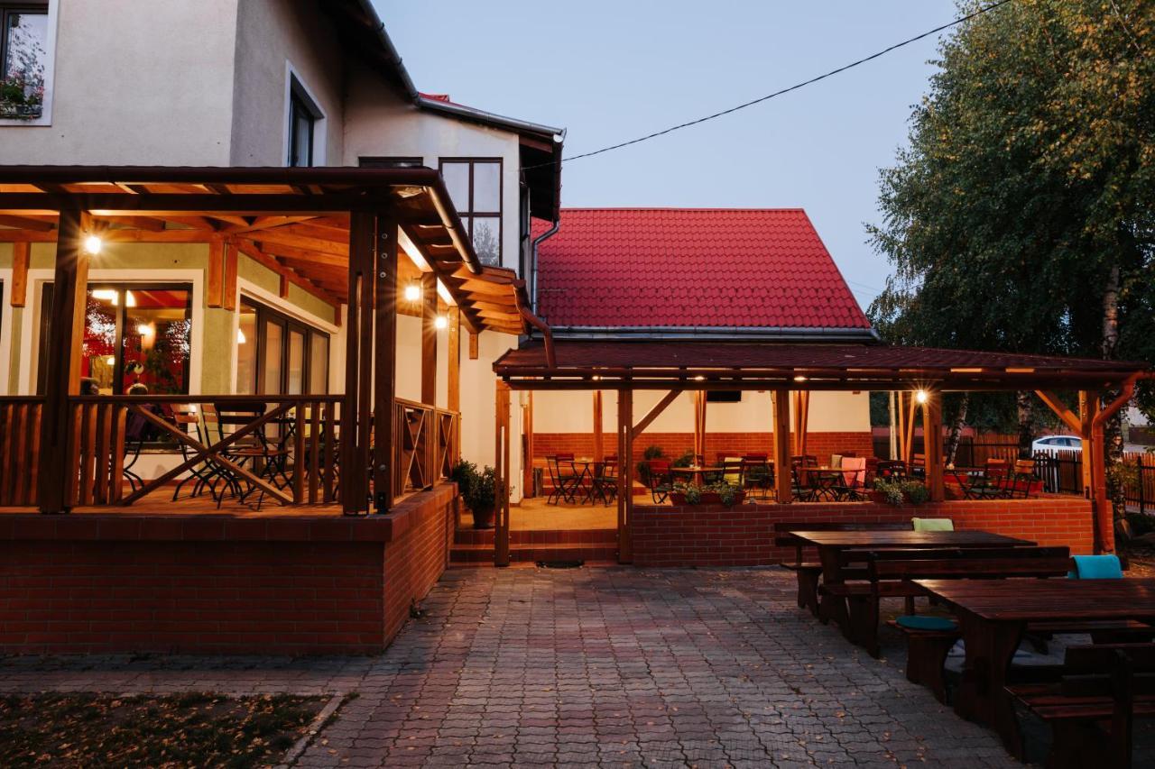 Lázár Pension&Restaurant Gheorgheni  Exterior foto